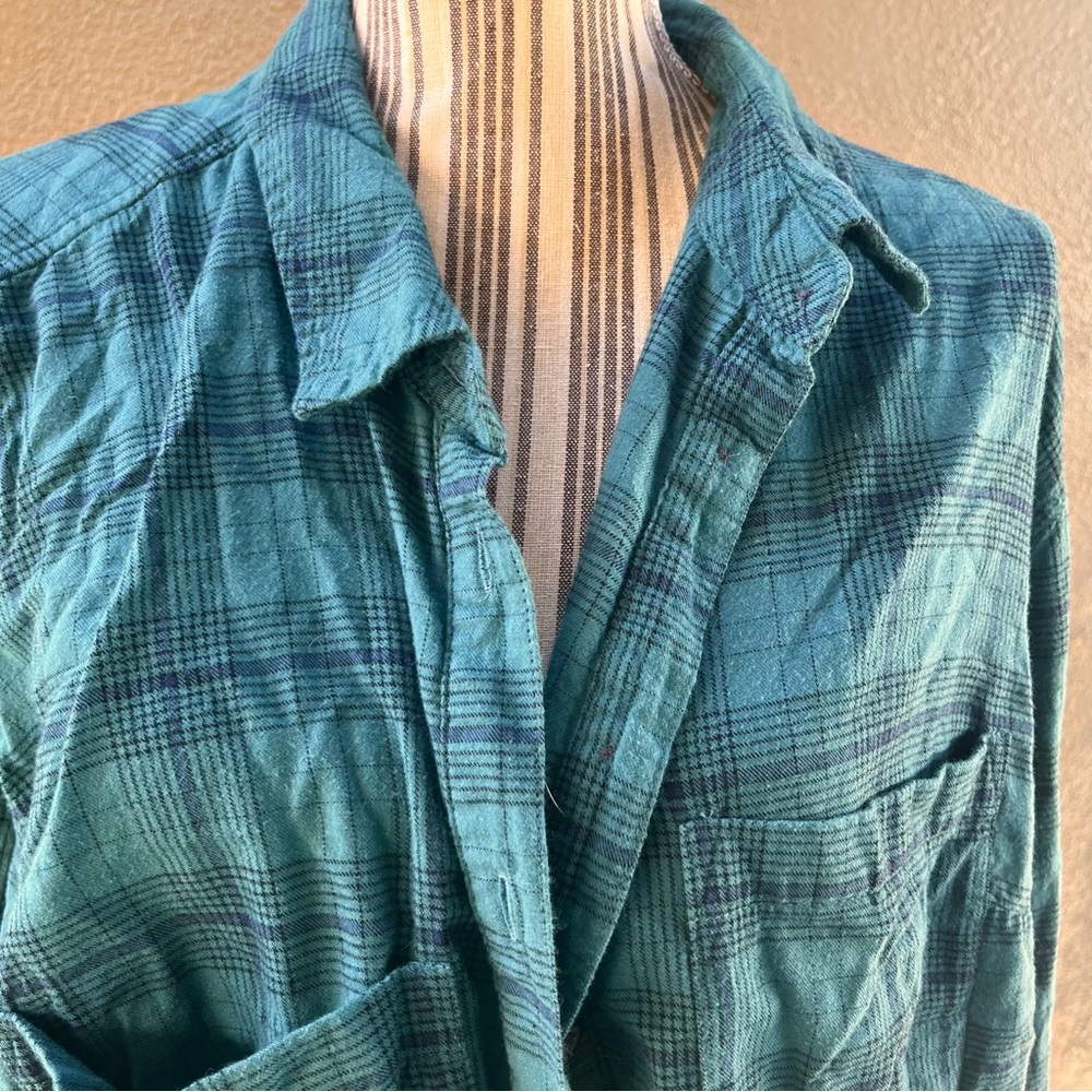 🆕 Women’s Ava & Viv Teal Plaid Button-Up Shirt